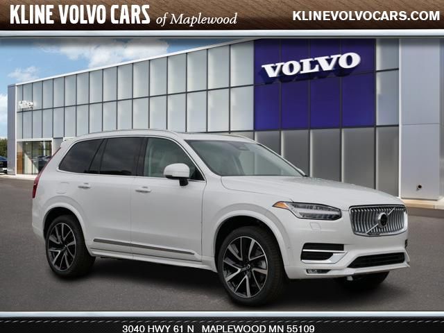 2024 Volvo XC90 Plus Bright Theme