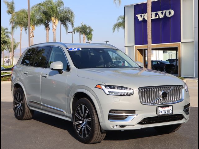 2024 Volvo XC90 Plus Bright Theme