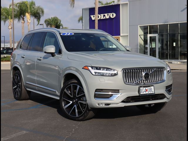 2024 Volvo XC90 Plus Bright Theme