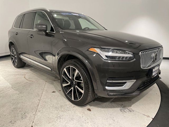 2024 Volvo XC90 Plus Bright Theme