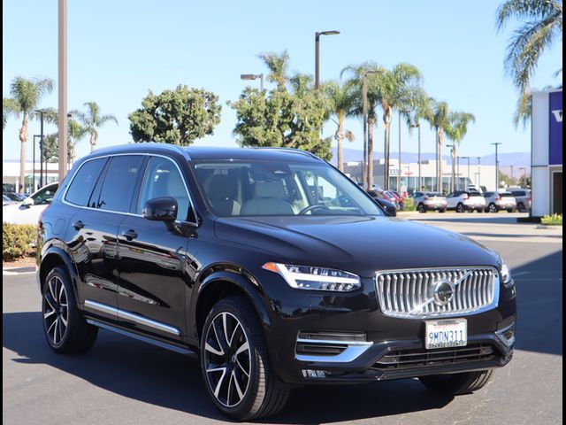 2024 Volvo XC90 Plus Bright Theme