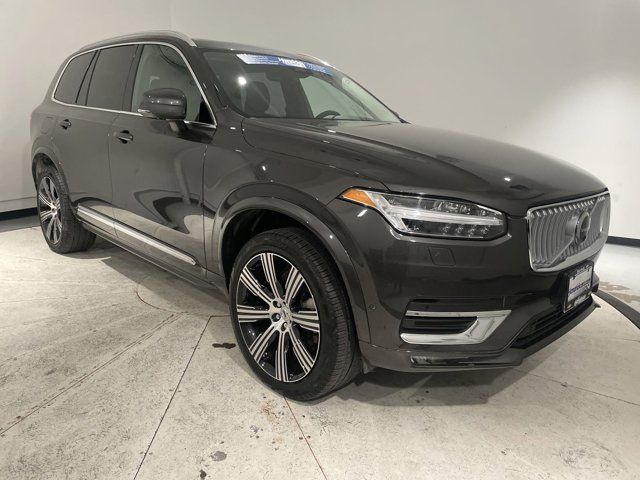 2024 Volvo XC90 Plus Bright Theme