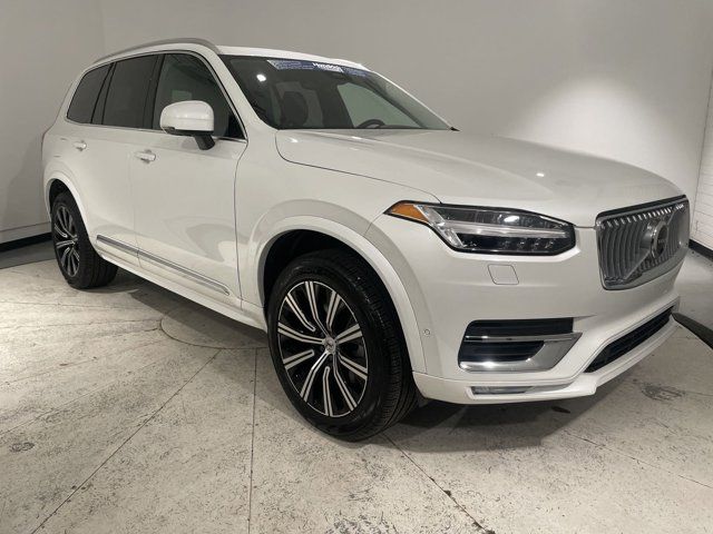 2024 Volvo XC90 Plus Bright Theme