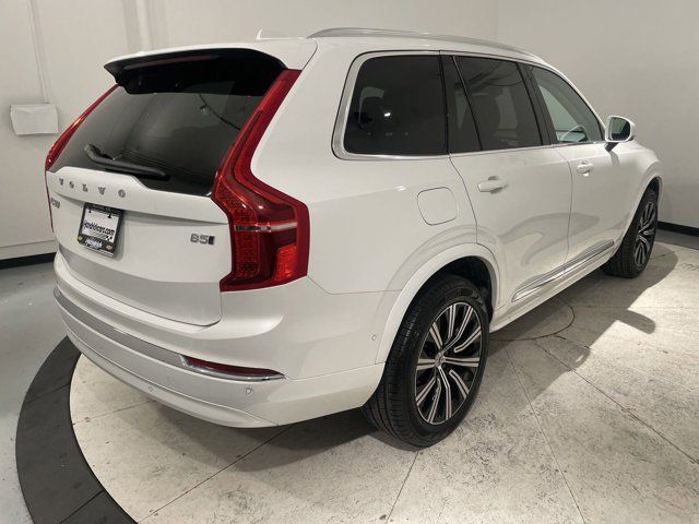 2024 Volvo XC90 Plus Bright Theme