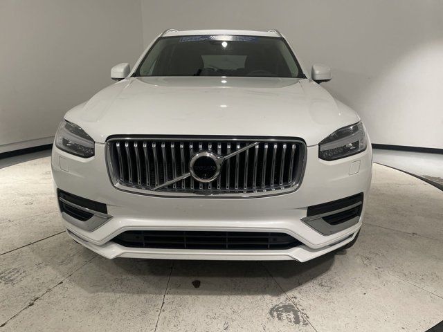 2024 Volvo XC90 Plus Bright Theme