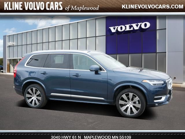 2024 Volvo XC90 Plus Bright Theme