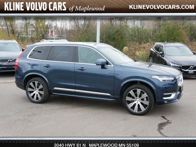 2024 Volvo XC90 Plus Bright Theme