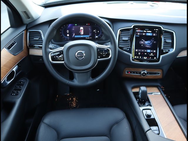 2024 Volvo XC90 Plus Bright Theme