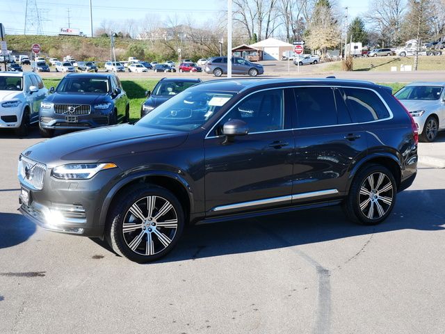 2024 Volvo XC90 Plus Bright Theme