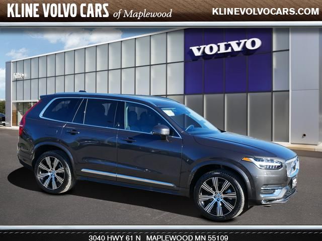 2024 Volvo XC90 Plus Bright Theme