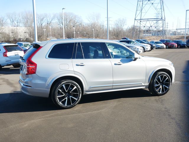 2024 Volvo XC90 Plus Bright Theme