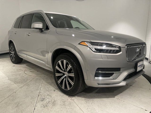 2024 Volvo XC90 Plus Bright Theme