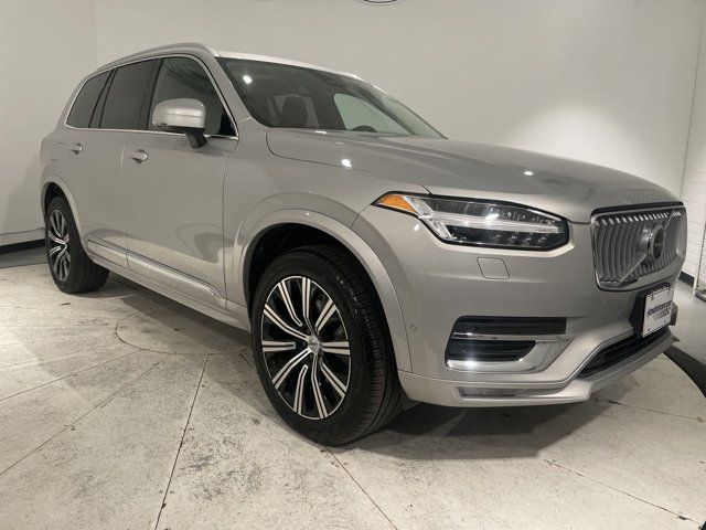 2024 Volvo XC90 Plus Bright Theme