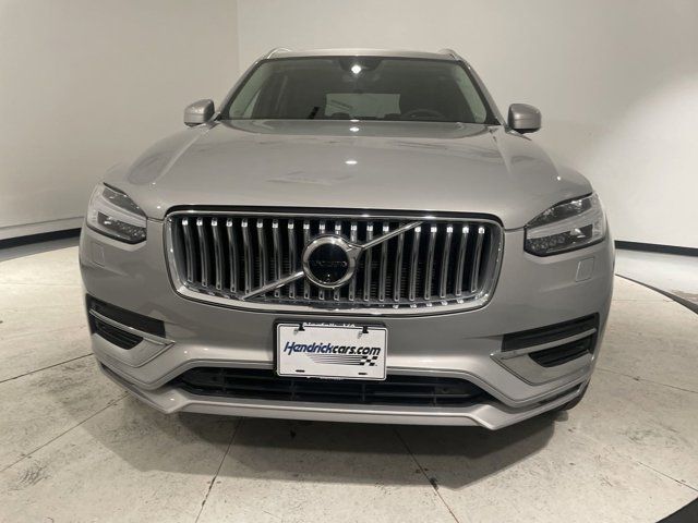 2024 Volvo XC90 Plus Bright Theme