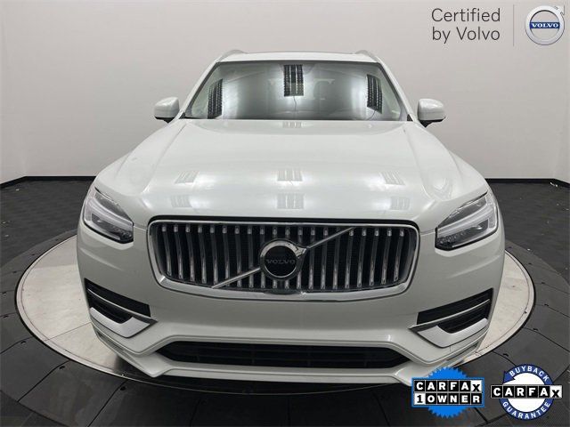 2024 Volvo XC90 Core Bright Theme