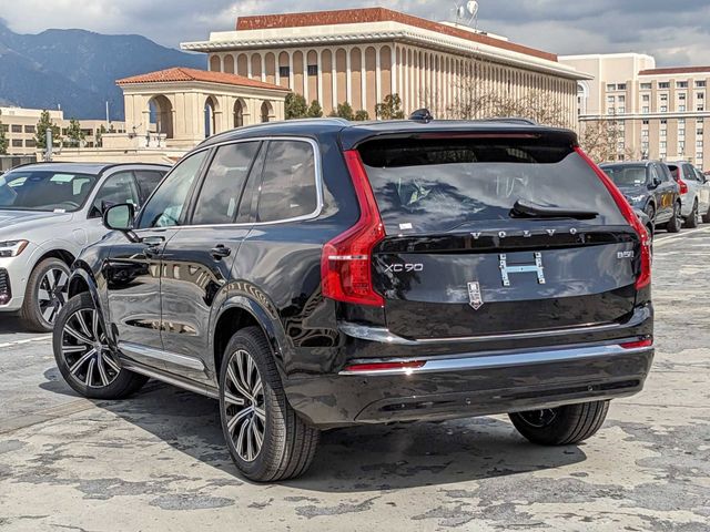 2024 Volvo XC90 Core Bright Theme