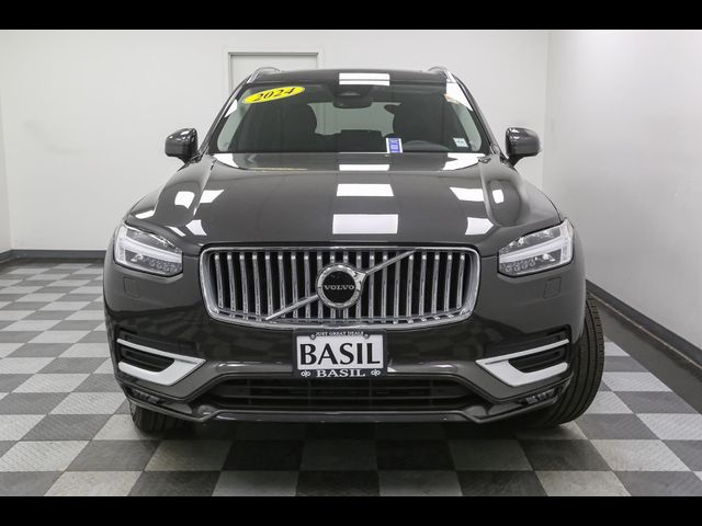 2024 Volvo XC90 Core Bright Theme