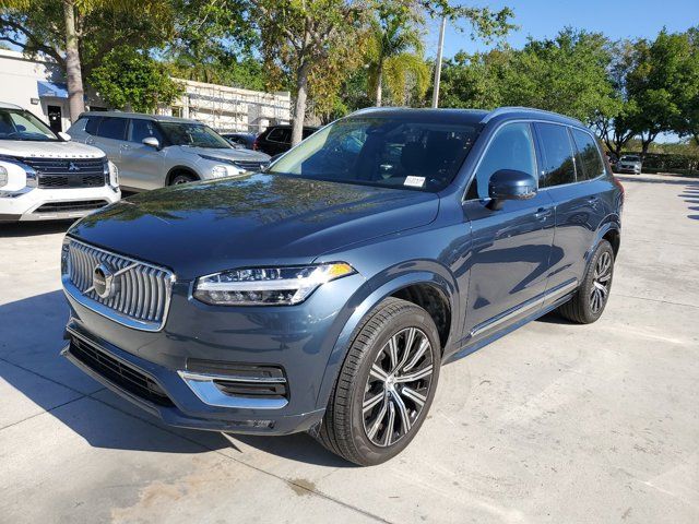 2024 Volvo XC90 Core Bright Theme