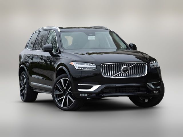 2024 Volvo XC90 Plus Bright Theme