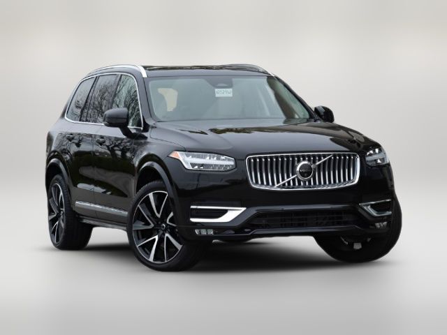 2024 Volvo XC90 Plus Bright Theme