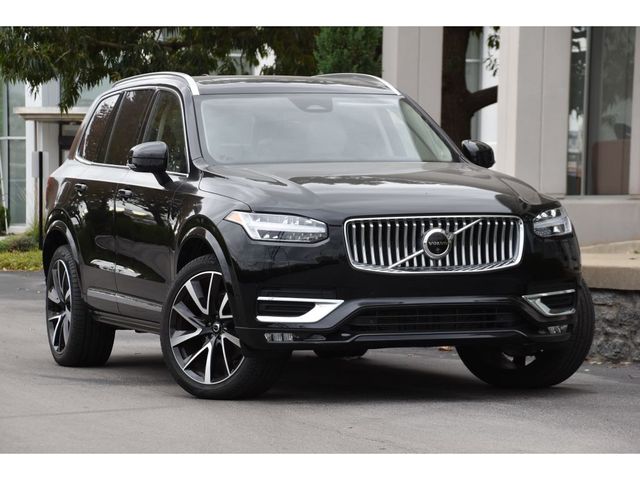 2024 Volvo XC90 Plus Bright Theme