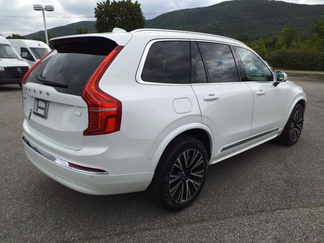 2024 Volvo XC90 Recharge Plug-In Hybrid Plus Bright Theme