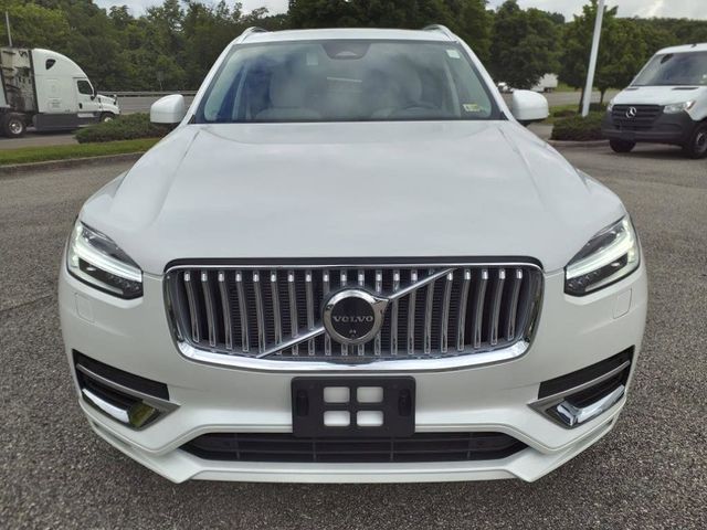 2024 Volvo XC90 Recharge Plug-In Hybrid Plus Bright Theme