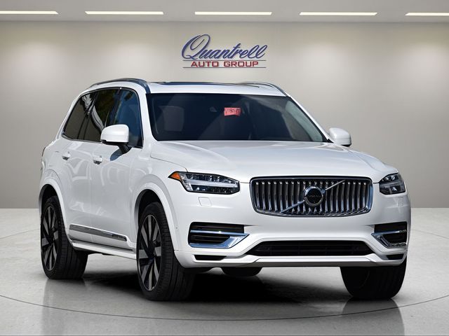 2024 Volvo XC90 Recharge Plug-In Hybrid Plus Bright Theme