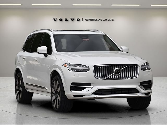 2024 Volvo XC90 Recharge Plug-In Hybrid Plus Bright Theme