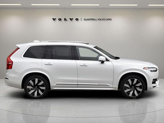 2024 Volvo XC90 Recharge Plug-In Hybrid Plus Bright Theme