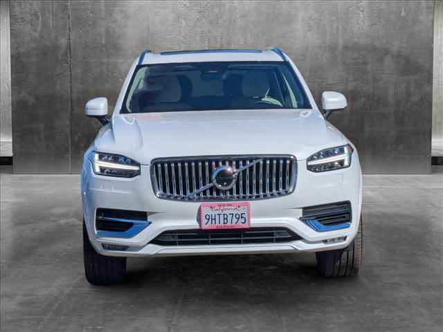 2024 Volvo XC90 Plus Bright Theme