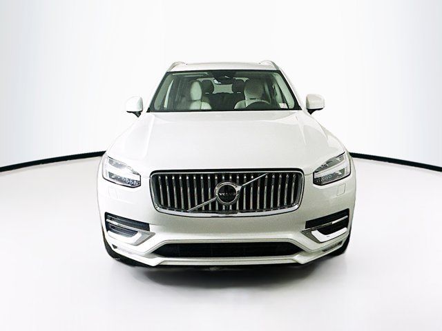 2024 Volvo XC90 Plus Bright Theme