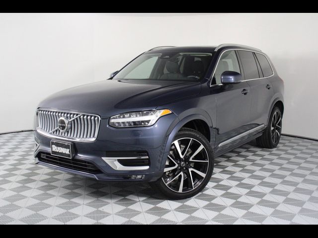 2024 Volvo XC90 Plus Bright Theme