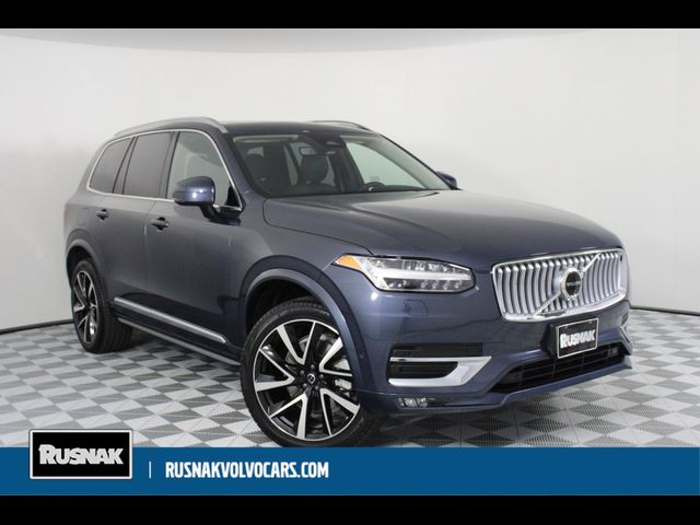 2024 Volvo XC90 Plus Bright Theme