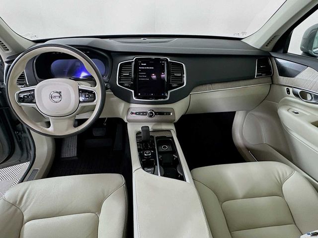 2024 Volvo XC90 Plus Bright Theme