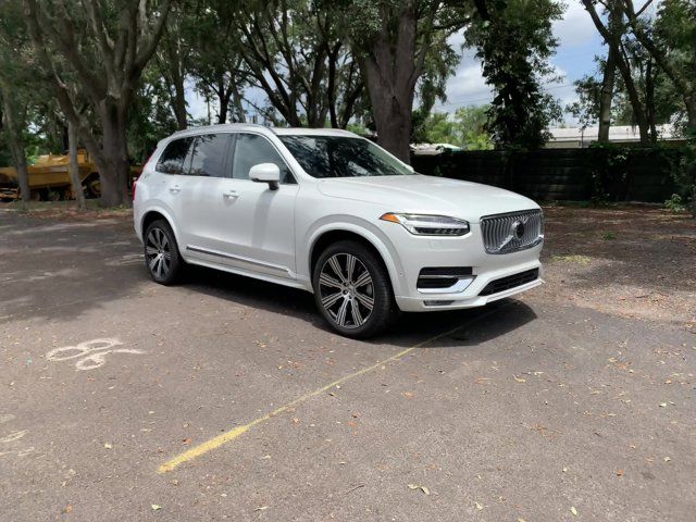 2024 Volvo XC90 Plus Bright Theme