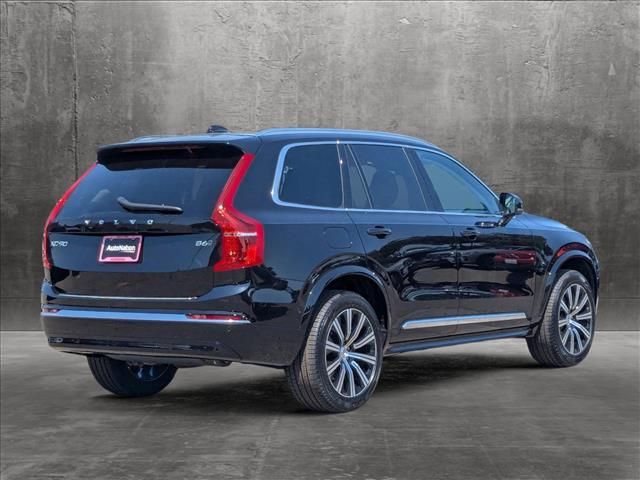 2024 Volvo XC90 Plus Bright Theme