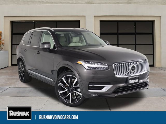 2024 Volvo XC90 Plus Bright Theme