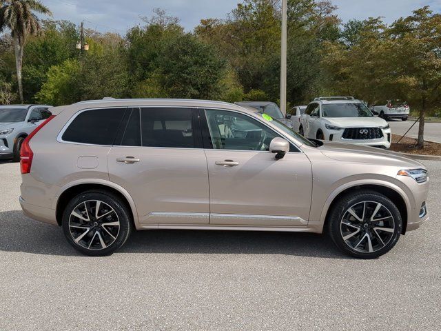 2024 Volvo XC90 Plus Bright Theme