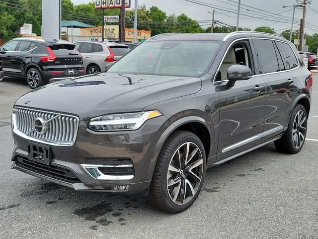 2024 Volvo XC90 Plus Bright Theme