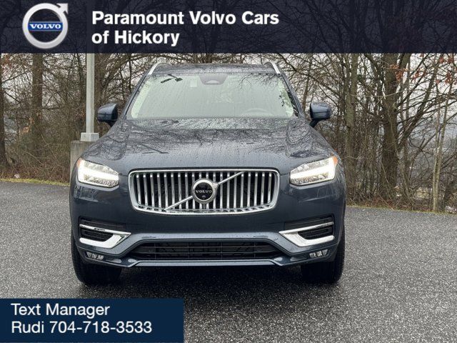 2024 Volvo XC90 Plus Bright Theme