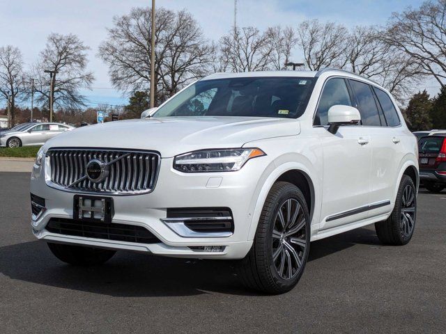 2024 Volvo XC90 Plus Bright Theme