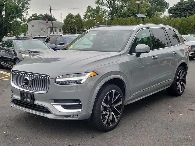 2024 Volvo XC90 Plus Bright Theme