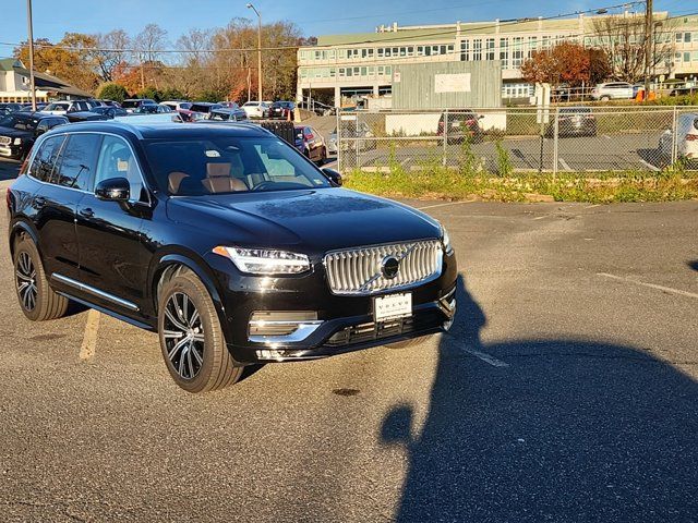 2024 Volvo XC90 Plus Bright Theme