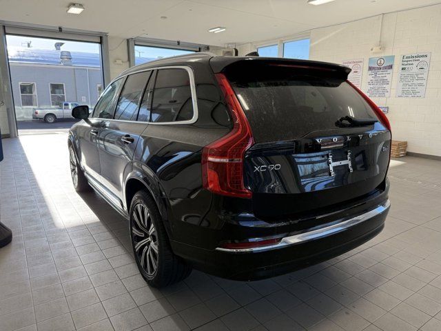 2024 Volvo XC90 Plus Bright Theme