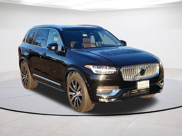 2024 Volvo XC90 Plus Bright Theme