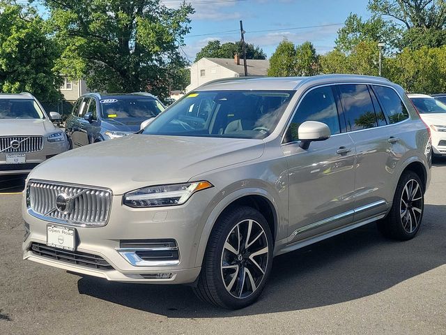 2024 Volvo XC90 Plus Bright Theme