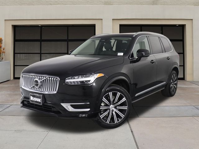 2024 Volvo XC90 Plus Bright Theme