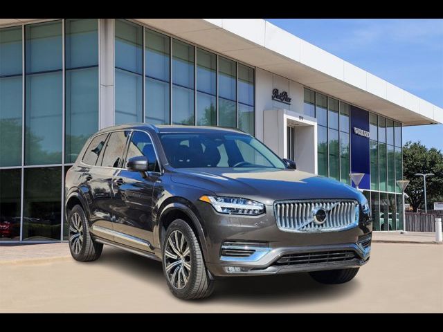 2024 Volvo XC90 Plus Bright Theme