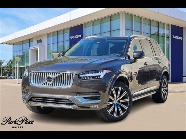 2024 Volvo XC90 Plus Bright Theme